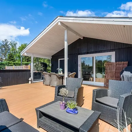 Kaelle - 750m From The Sea By Interhome * Bøtø By