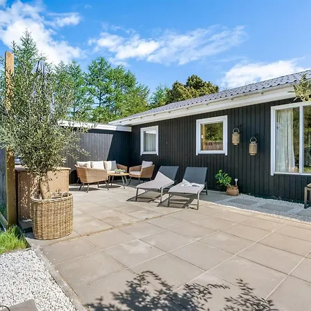 Kaelle - 750m From The Sea By Interhome * Bøtø By